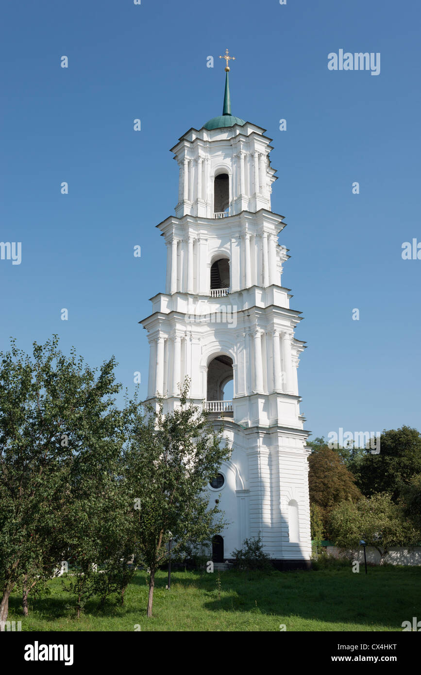 Glockenturm der Kathedrale der Geburt in Kozelets (Chernohiv Region, Ukraine), XVIII Jahrhundert Stockfoto