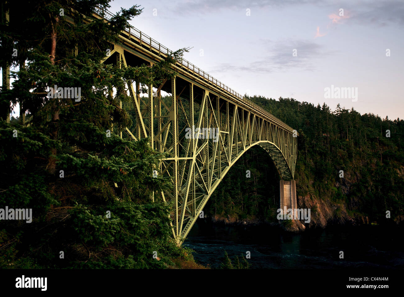 Deception Pass Bridge. Whidbey Island. Olympic-Halbinsel, Washington State, USA Stockfoto