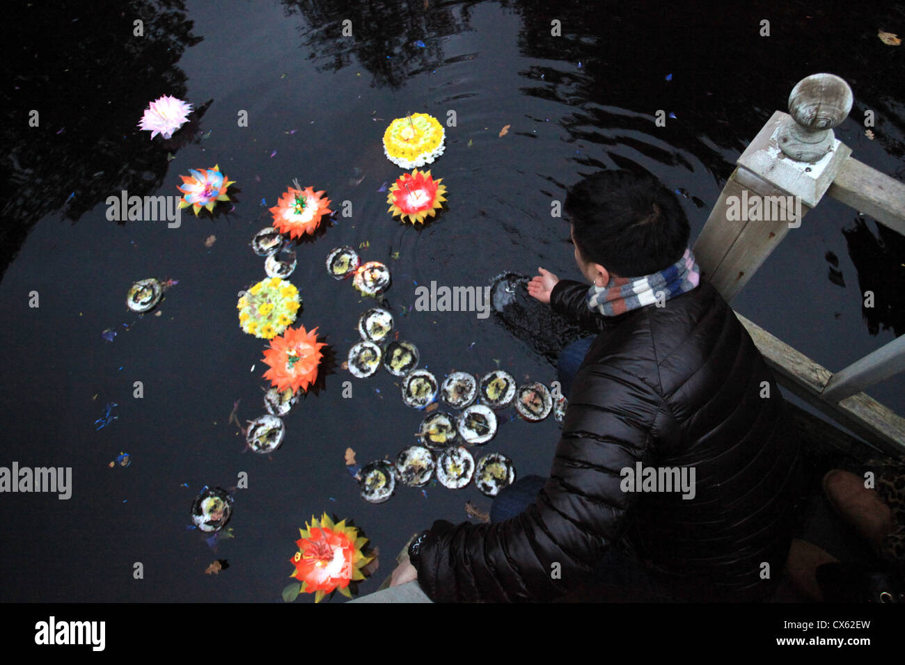 Loy Krathong Festival, Wat Buddhapadipa Tempel Wimbledon, London Stockfoto