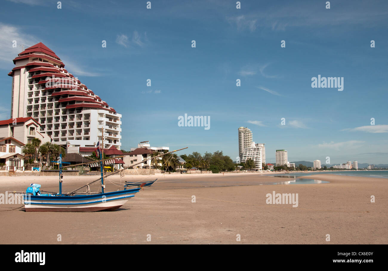 Strand Meer Wasser große Bootshafen Hua Hin Thailand Stockfoto