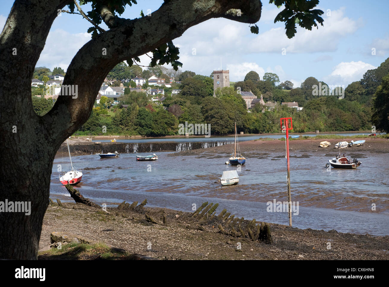 Stoke Gabriel, Fluss Dart Creek, South Hams, Devon, Dart River Mündung und den ruhigen Mühlenteich des historischen Stoke Gabriel village Stockfoto