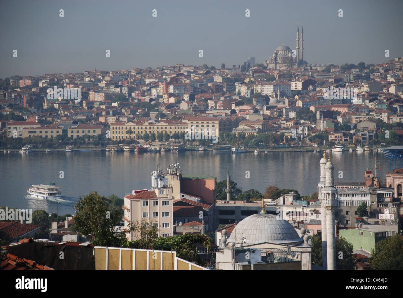 Ein Blick auf das Goldene Horn in Istanbul Tepebasi entnommen. Bild von Adam Alexander/Alamy Stockfoto