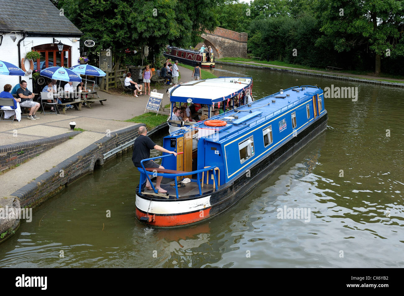 Foxton Schlösser schmalen Boot und Vergnügen Kreuzfahrt England uk Stockfoto