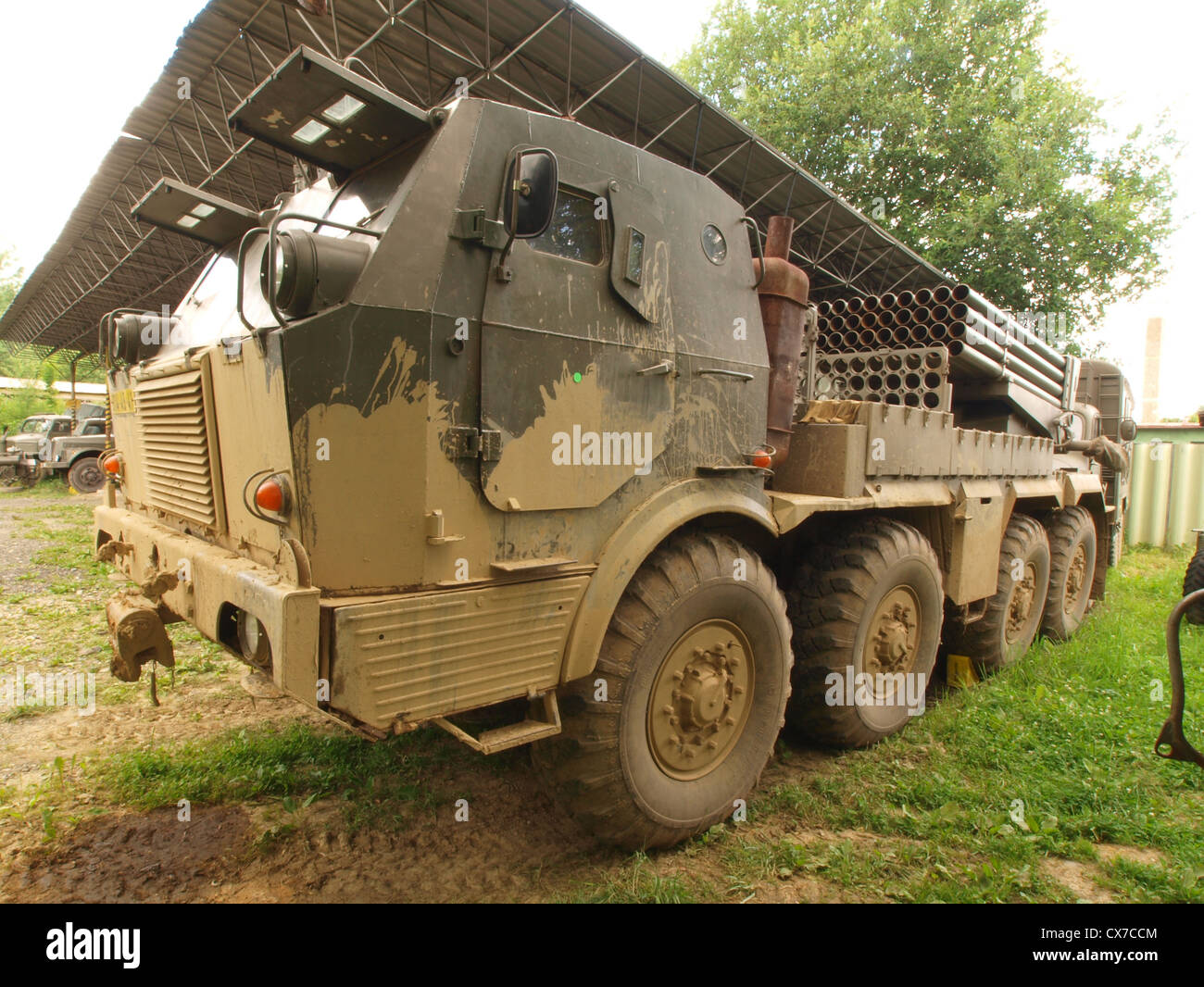 RM-70 verwendet Chassis der Tatra 813 8 x 8 LKW Stockfoto