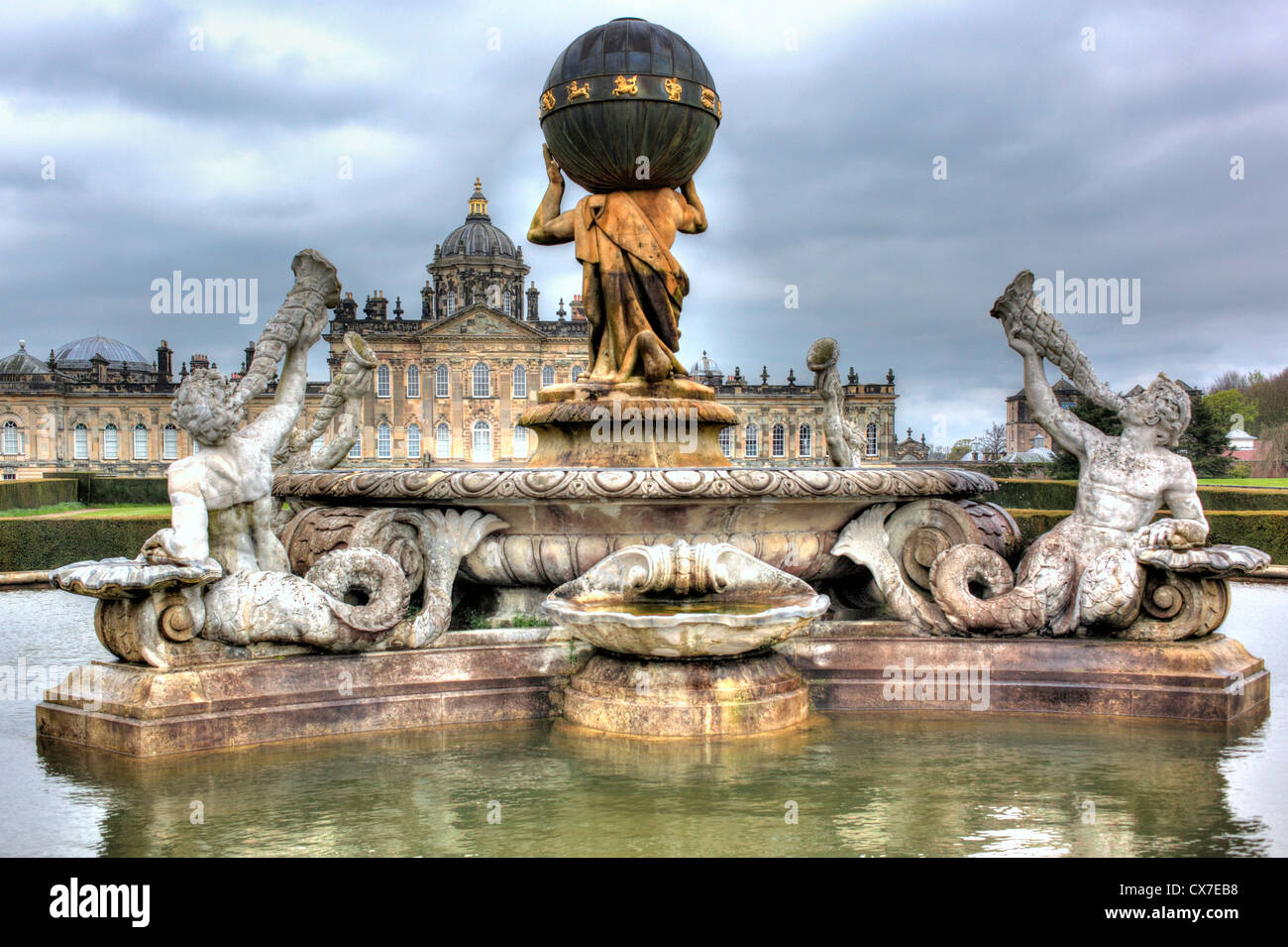 Atlas-Brunnen, Castle Howard, North Yorkshire, England, UK Stockfoto