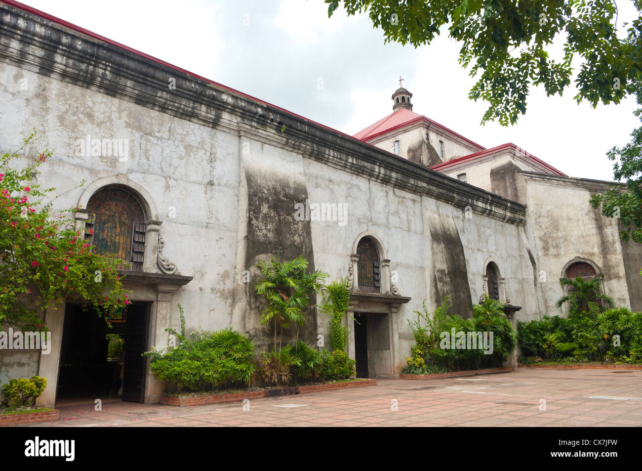 Naga - Metropolitan Kathedrale ist die älteste Kathedrale in ganz Süd-Luzon. Es wurde im Jahre 1573 erbaut. Stockfoto