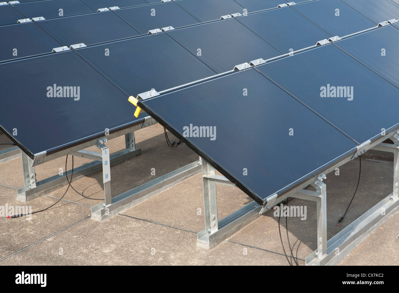 Dünnschicht-Solarmodule (Photovoltaik) Stockfoto