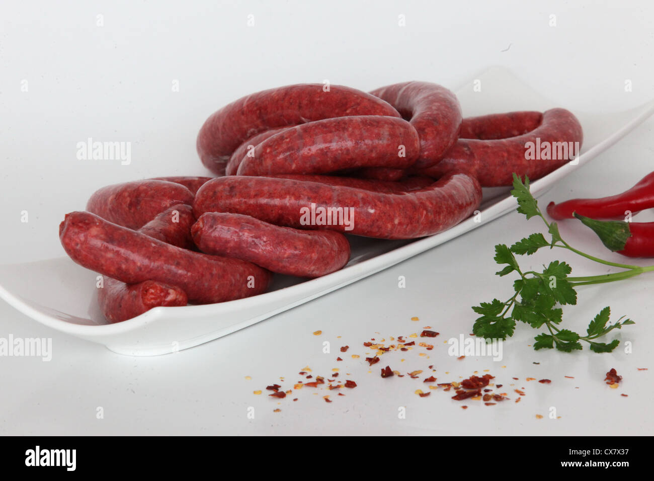 Merguez Rohwurst eine würzige Wurst aus Algerien und Nord-Afrika. Stockfoto