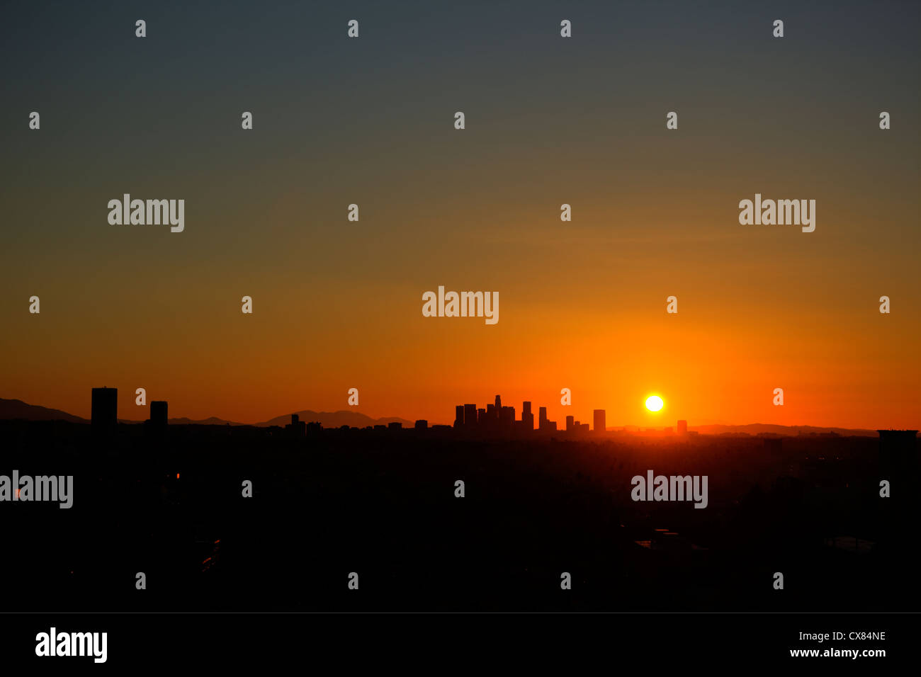 Skyline von Sunrise von Downtown Los Angeles Stockfoto