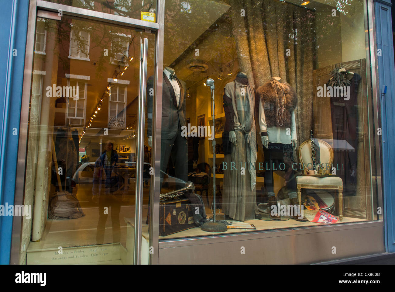 New York, NY, USA, Greenwich Village, Shopping, Schaufenster vorne, 'Brunello Cuckafelli' Manhattan, Modepuppen, alte amerikanische Geschäfte Stockfoto