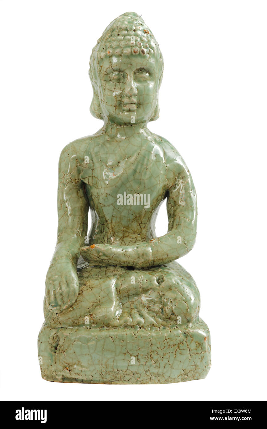 Buddha Skulptur isoliert auf weißem Hintergrund Stockfoto