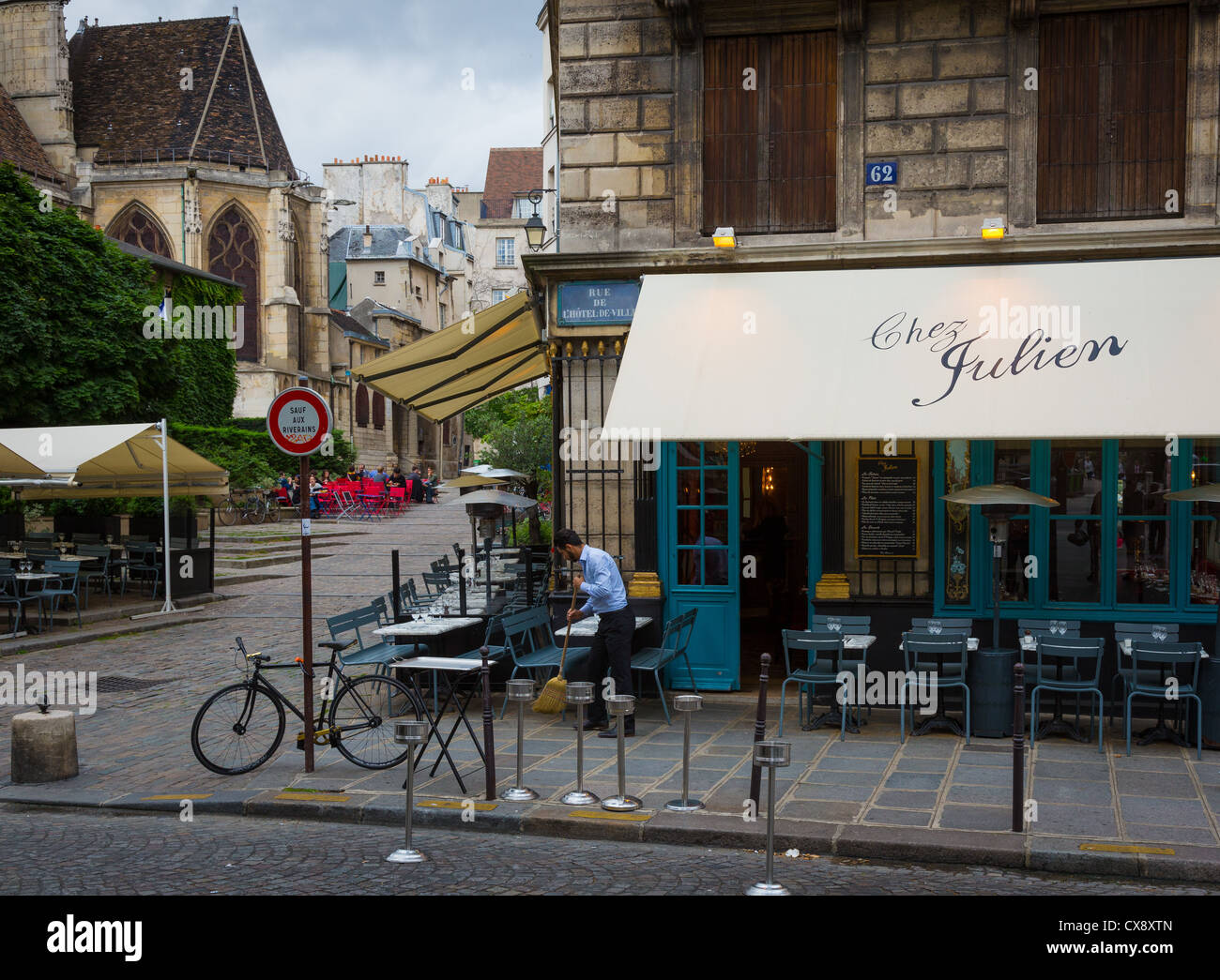 Restaurant in Paris in der Nähe von Jardin du Luxembourg Stockfoto