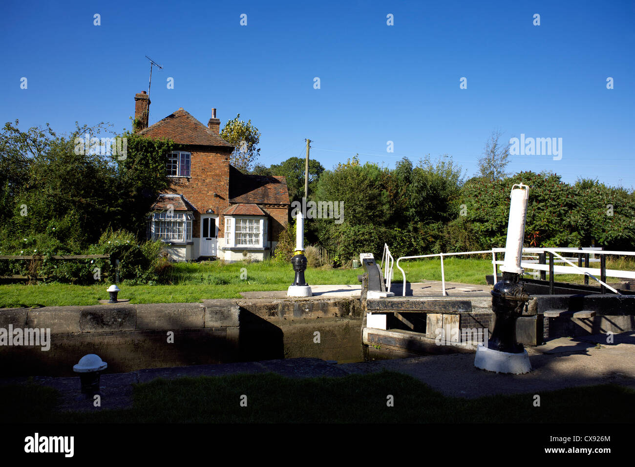 Hatton Top Lock on, Grand Union Canal, Warwickshire, England, Vereinigtes Königreich, Briten, im Landesinneren, Wasserwege, Kanäle, englische, Landschaft, Stockfoto