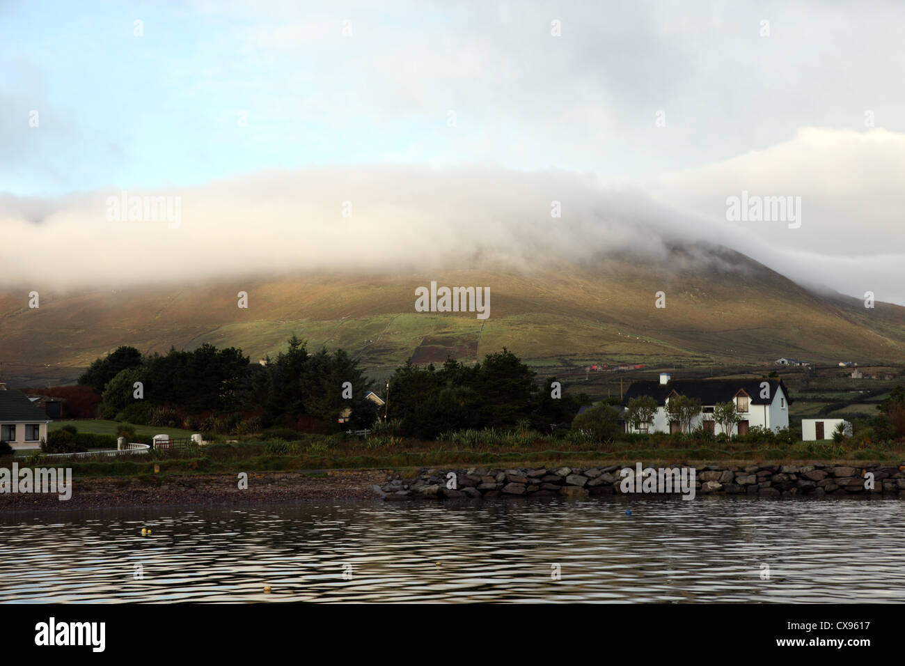 Am frühen Morgennebel, Ballinskelligs, Iveragh-Halbinsel, Co Kerry, Irland Stockfoto