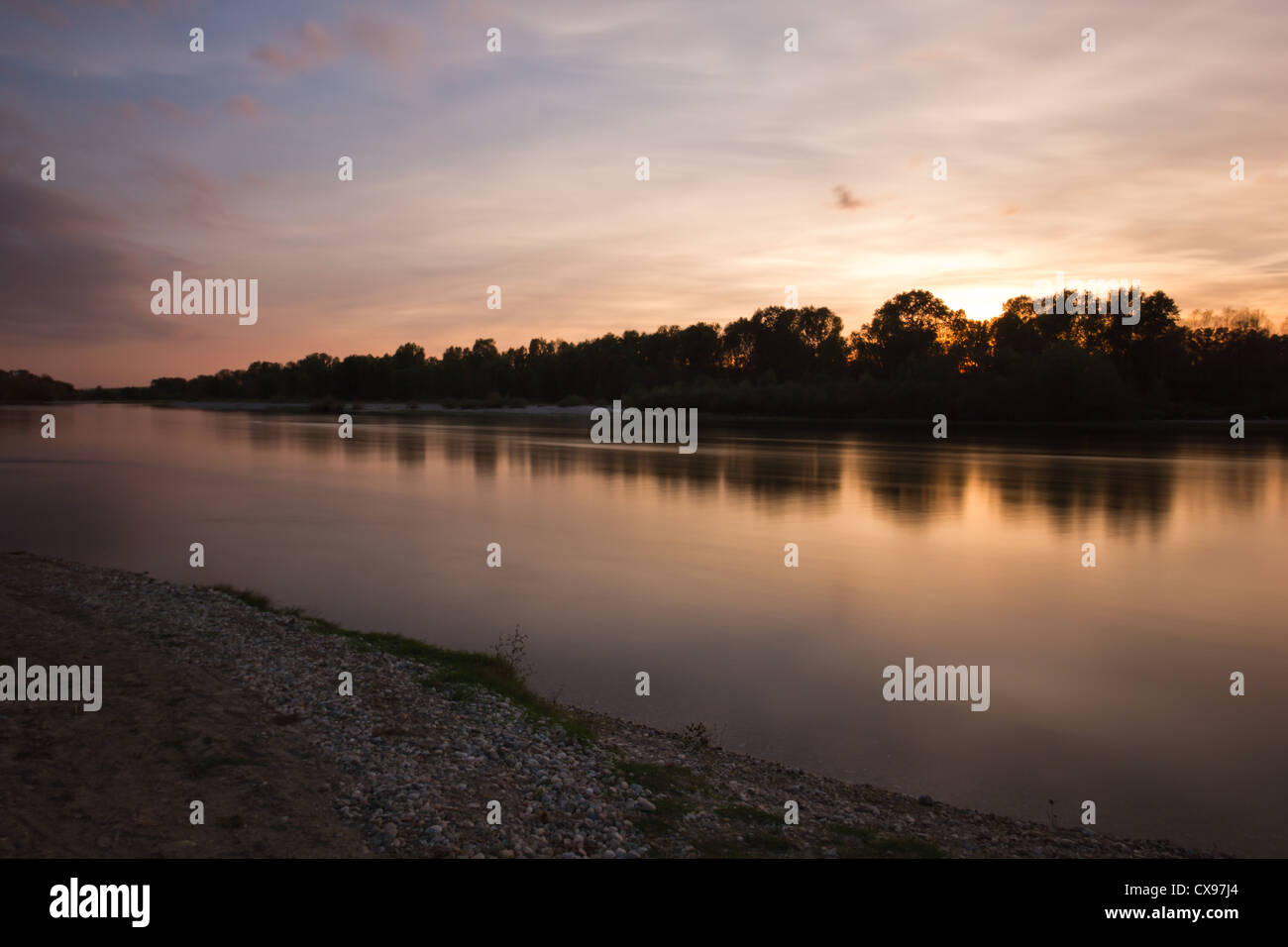 Sonnenuntergang in Italien (Fluss Ticino) Stockfoto