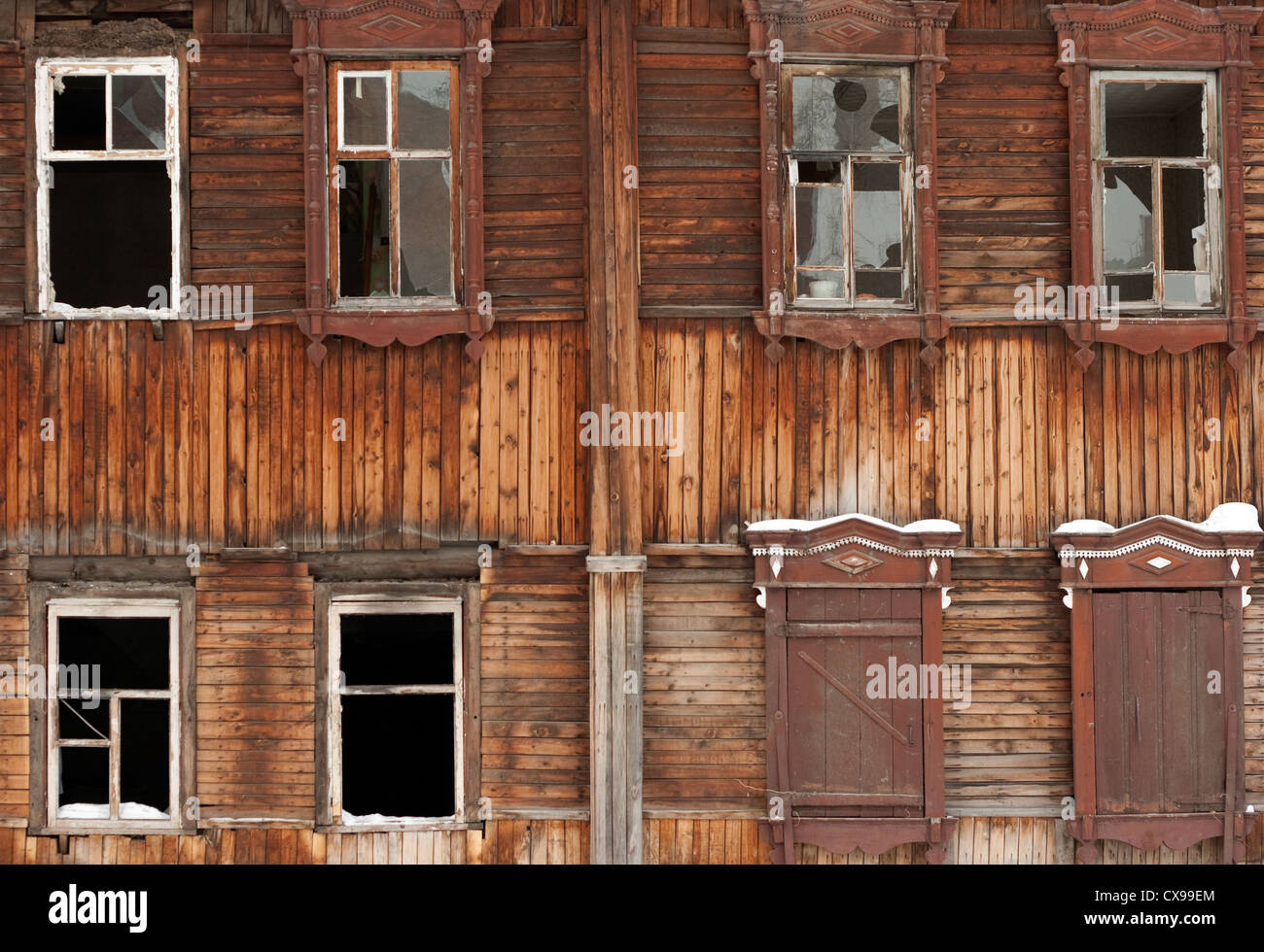 Alte verlassene Gebäude-Fassade Stockfoto