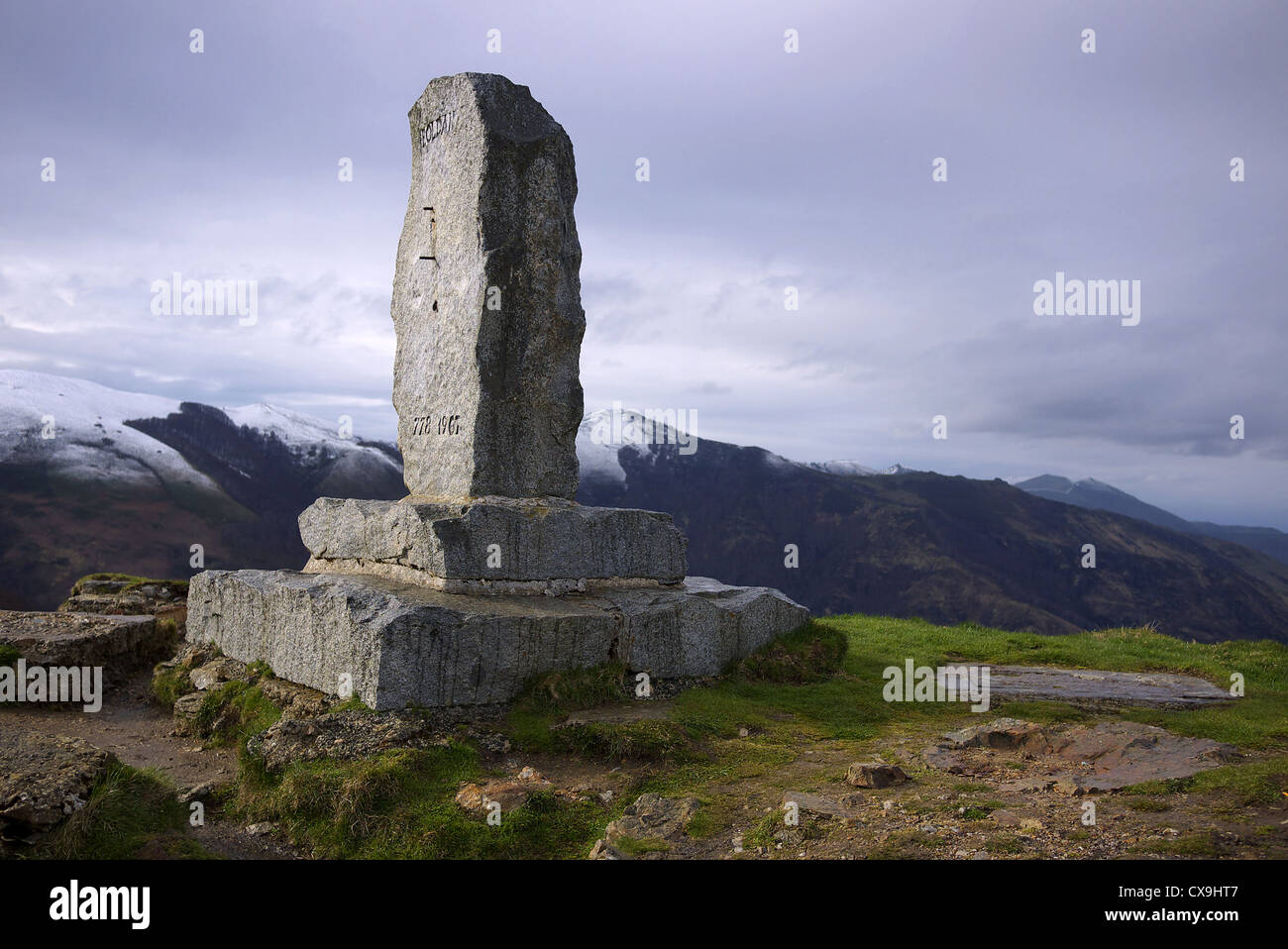 Der Bremer Roland in Puerto Ibaneta in der Nähe von Roncesvalles, Spanien. Stockfoto