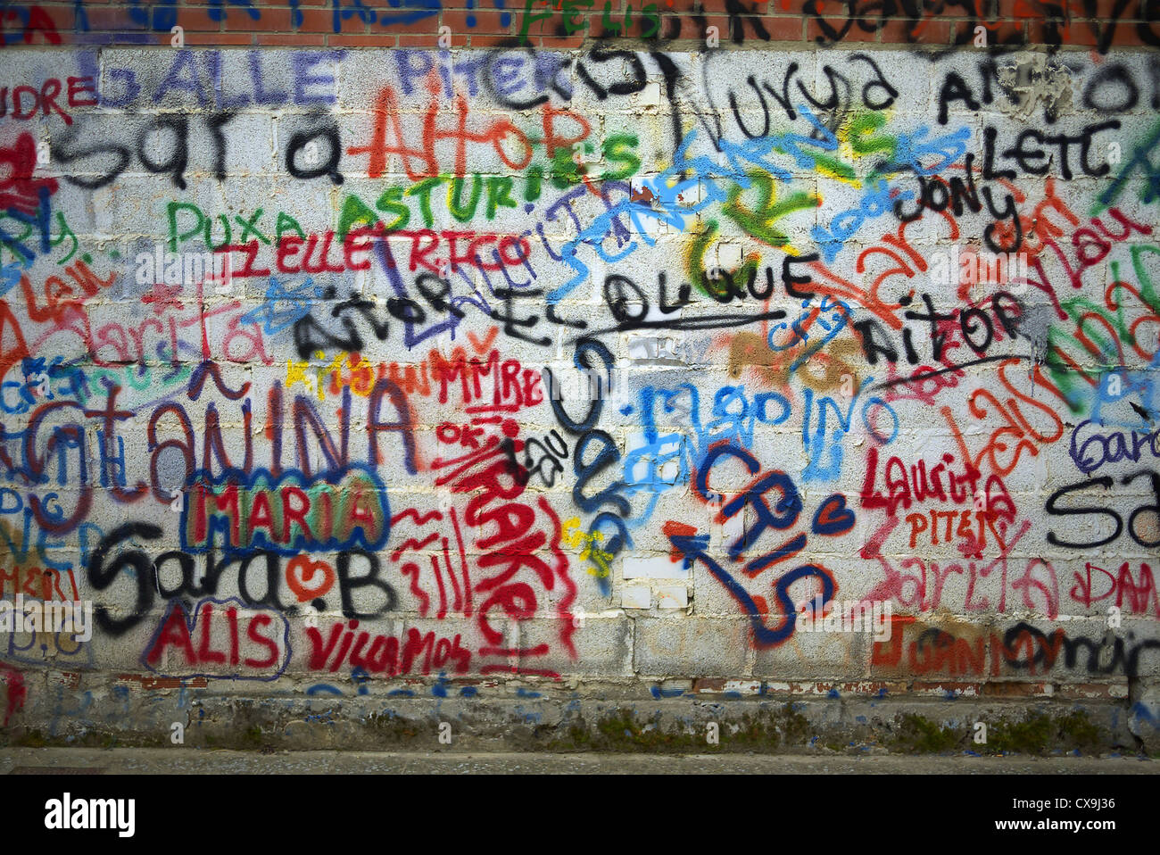 Sahagun, Spanien. Graffiti an der Wand. Stockfoto