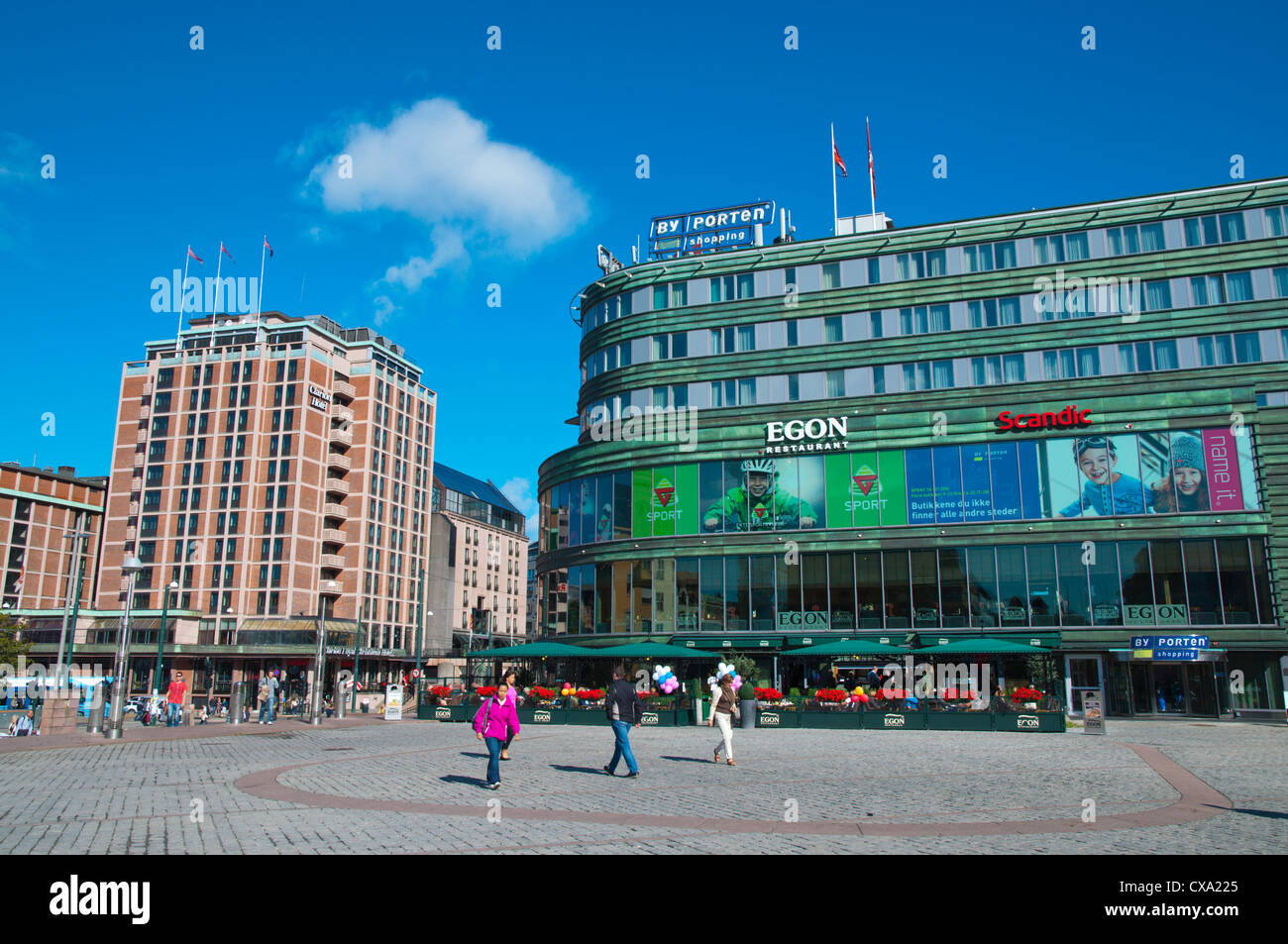 Jernbanetorget quadratische Sentrum Oslo Norwegen Mitteleuropa Stockfoto