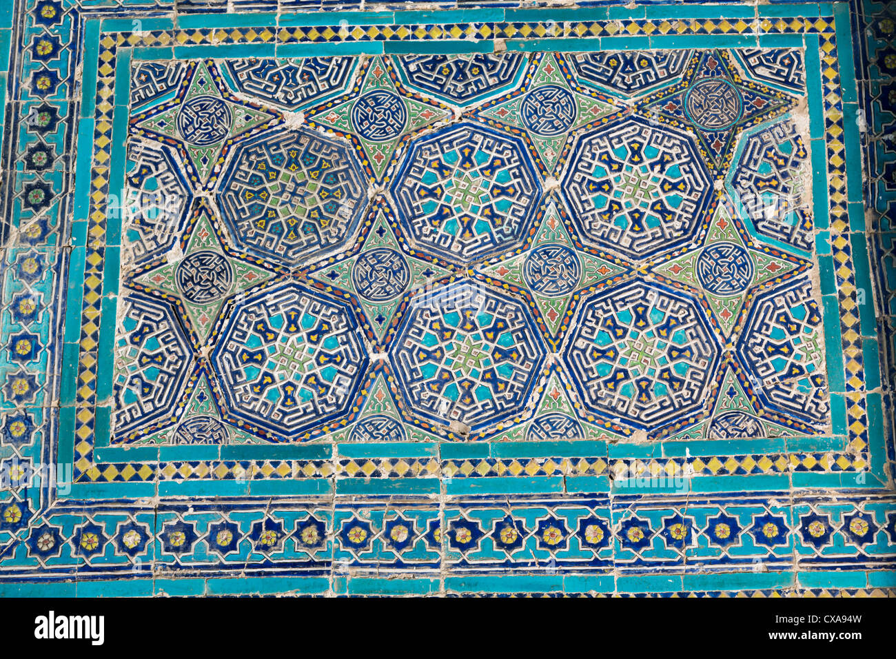 Detail der Innenausstattung eigelegten, anonyme Mausoleum, Shah-i Zinda Nekropole, Samarkand, Usbekistan Stockfoto