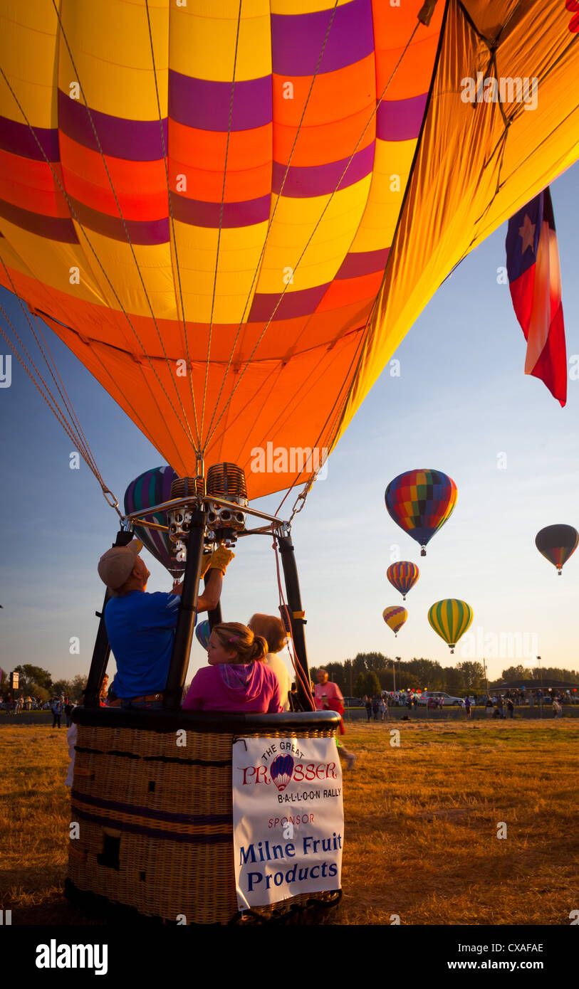 Heißluftballon bei der Prosser Ballon Rally in Prosser, Washington Stockfoto