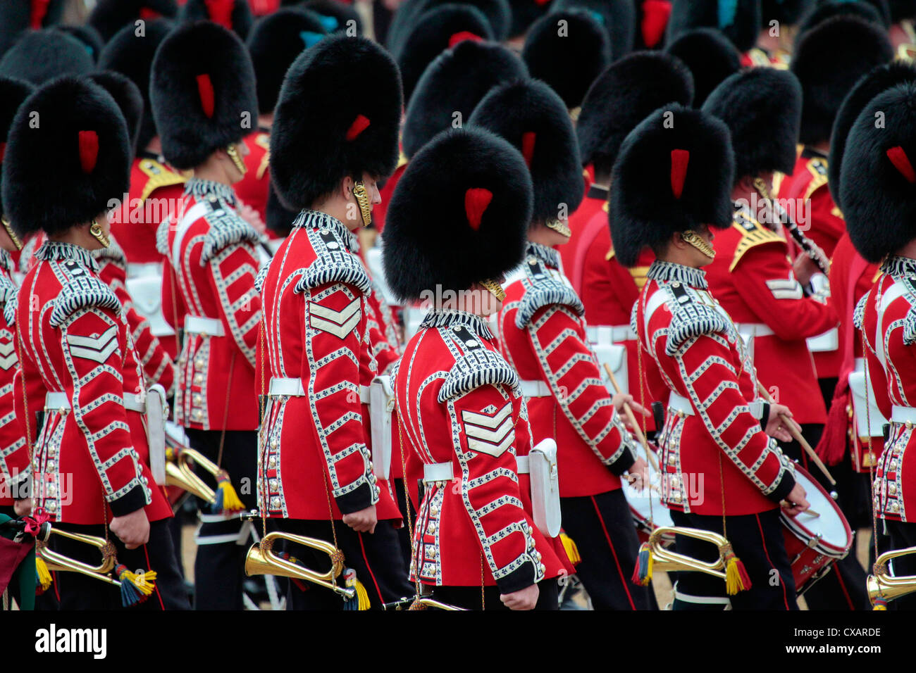 Soldaten beim Trooping die Farbe 2012, die Queen Geburtstag Parade, Horse Guards, Whitehall, London, England, Vereinigtes Königreich Stockfoto