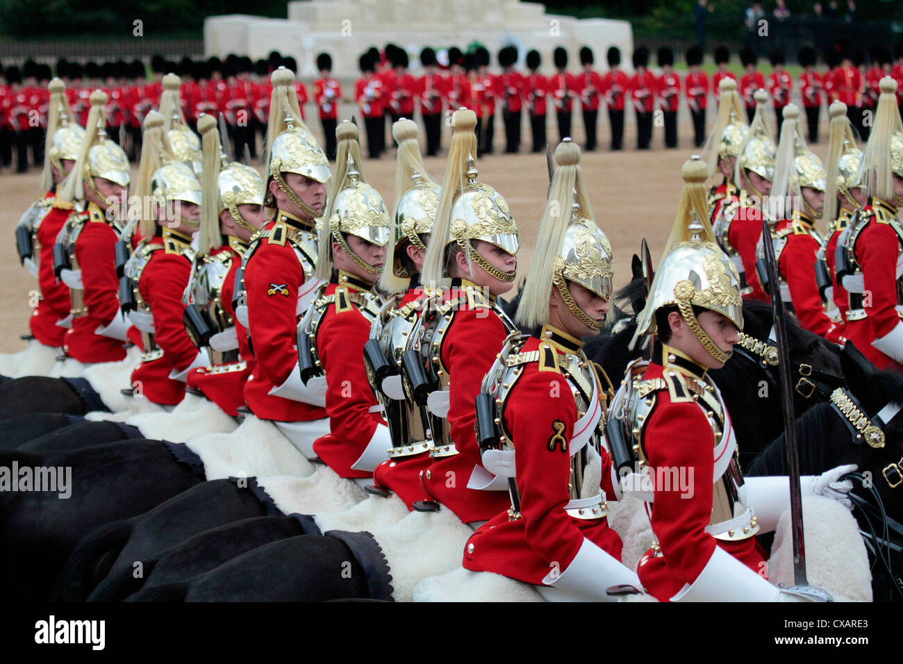 Soldaten beim Trooping die Farbe 2012, die Queen Geburtstag Parade, Horse Guards, Whitehall, London, England, Vereinigtes Königreich Stockfoto