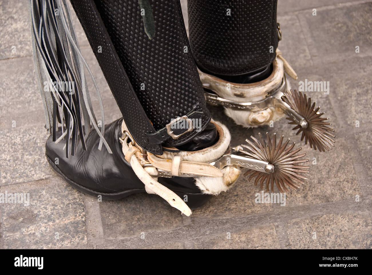 Elk198-2347 Chile, Iquique, traditionelle Tänzer, Stiefel mit Sporen Stockfoto