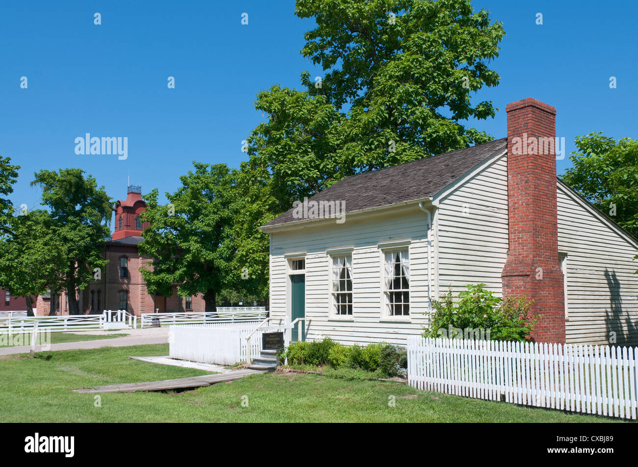 Arkansas, Washington, Historic Washington State Park lebenden Geschichtsmuseum, Rathaus c1824, Gerichtsgebäude c1874 im Hintergrund. Stockfoto