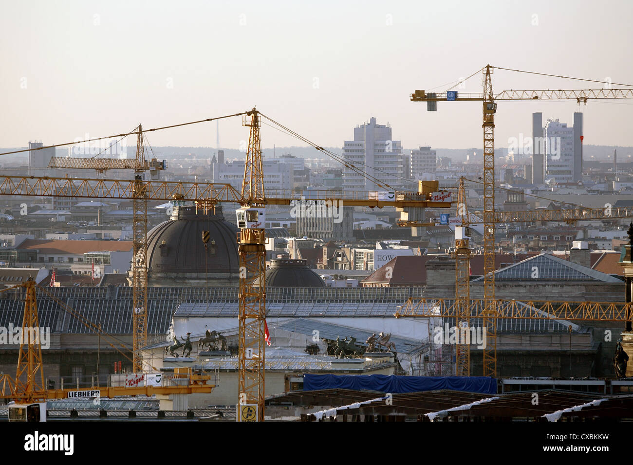 Berlin, Berlin-Baustelle, Blick über die Dächer der Stadt Stockfoto