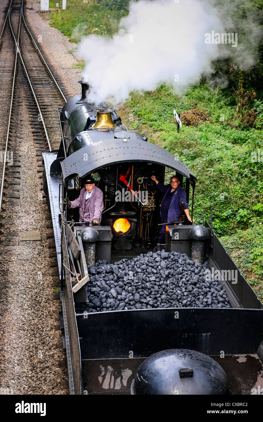 Dampflokomotive mit ihm von oben gesehen ist zart voller Kohle Stockfoto