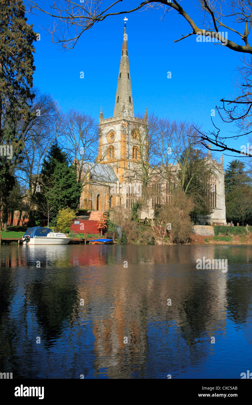 Kirche der Heiligen Dreifaltigkeit und Fluss Avon, Stratford-upon-Avon, Warwickshire, England, Vereinigtes Königreich, Europa Stockfoto
