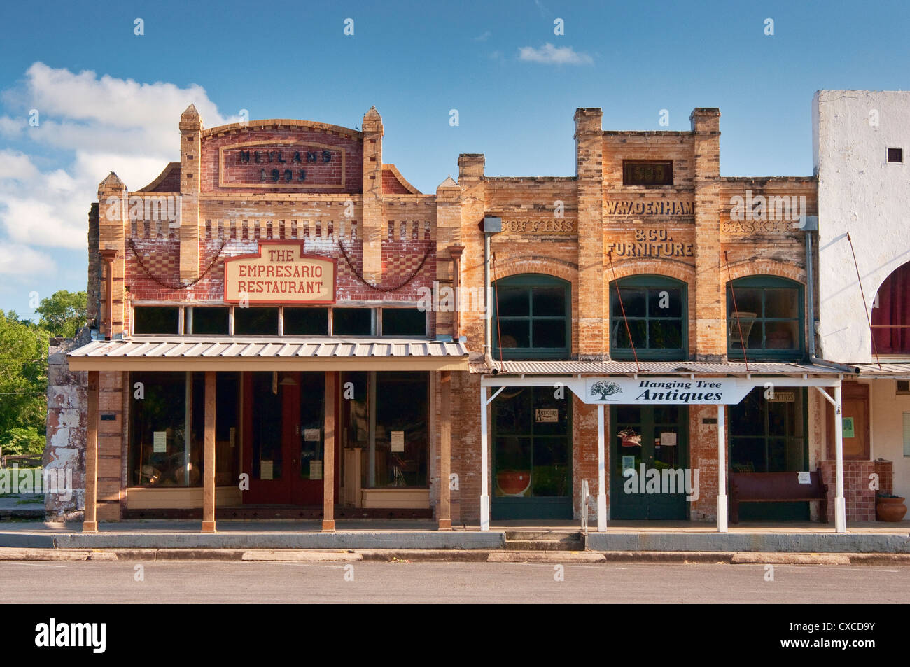 Historische Ladenfronten am Courthouse Square, Goliad, Texas, USA Stockfoto
