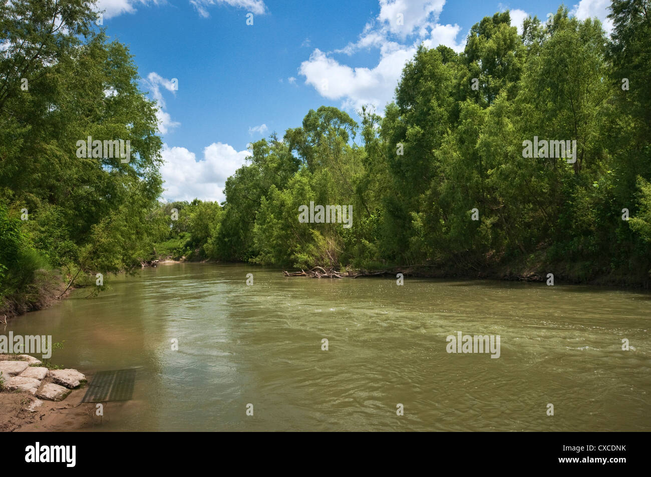 San Antonio River an Goliad paddeln Trail Put-in Stelle, in der Nähe von Goliad, Texas, USA Stockfoto