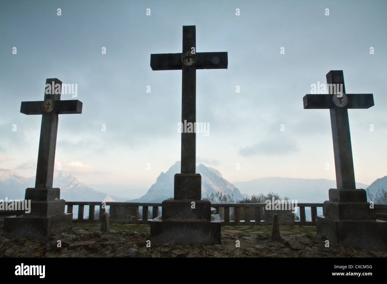 Kreuz, Cruces, Urkiola, Montaña, Berg Stockfoto