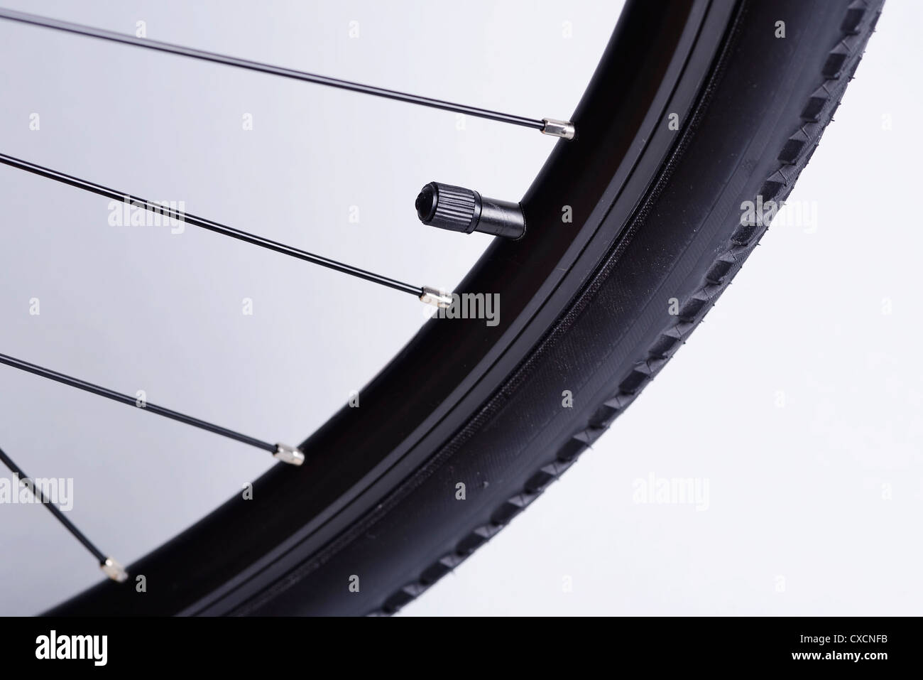 Fahrradreifen und Ventil Nahaufnahme detail Stockfoto