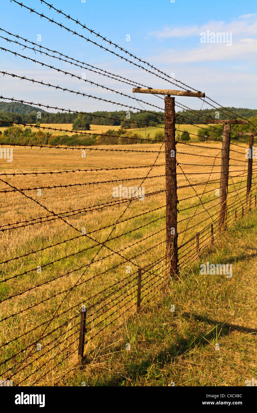 Reste des Eisernen Vorhangs in der Nähe der Grenze zu Tschechien und Österreich. Eiserne Vorhang Europa in den Jahren 1948-1989 geteilt. Stockfoto