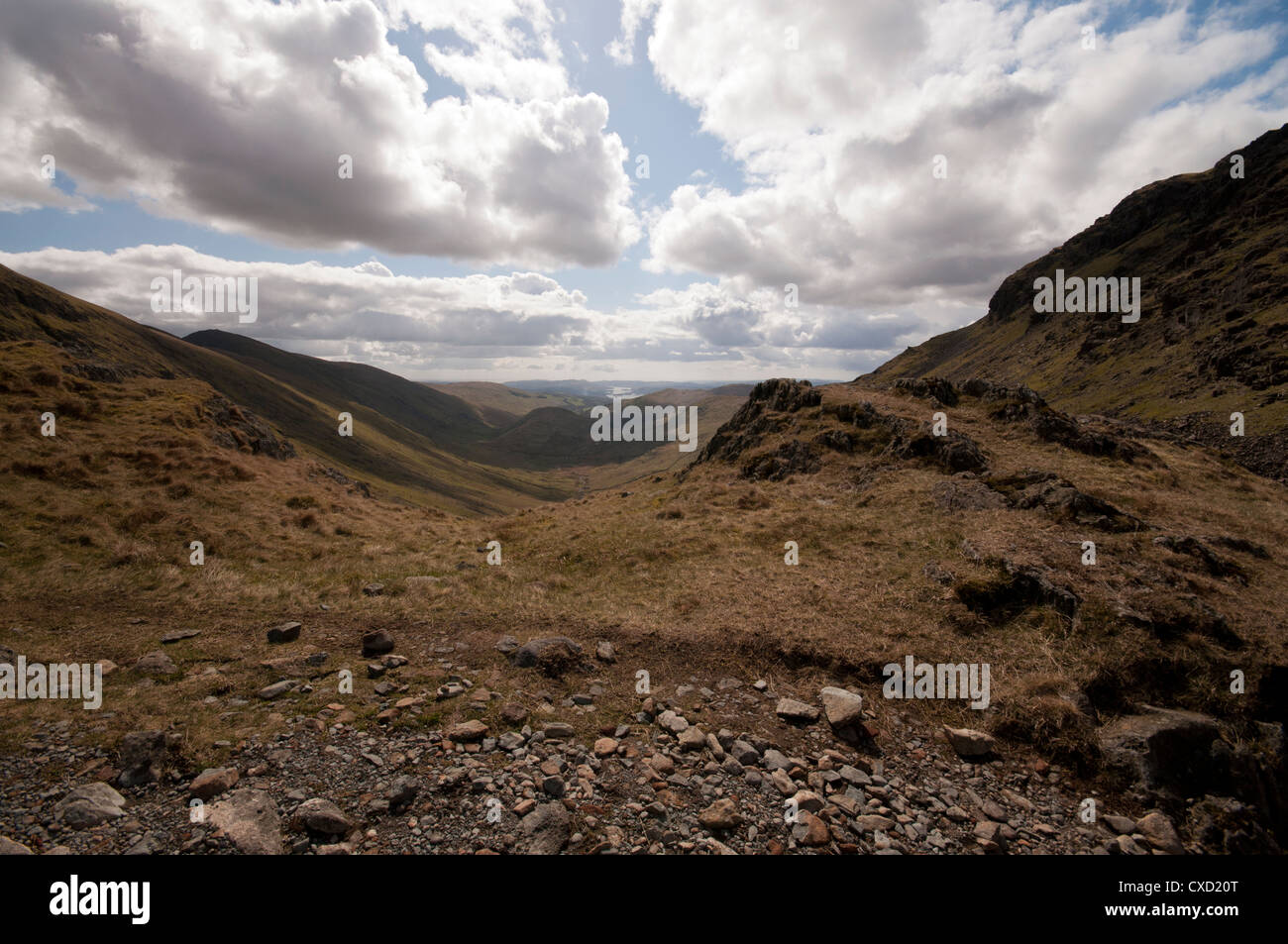 Die Ansicht Süd aus Thresthwaite Mund, mit Blick auf das Wasser des Lake Windermere, im Lake District National Park. Stockfoto