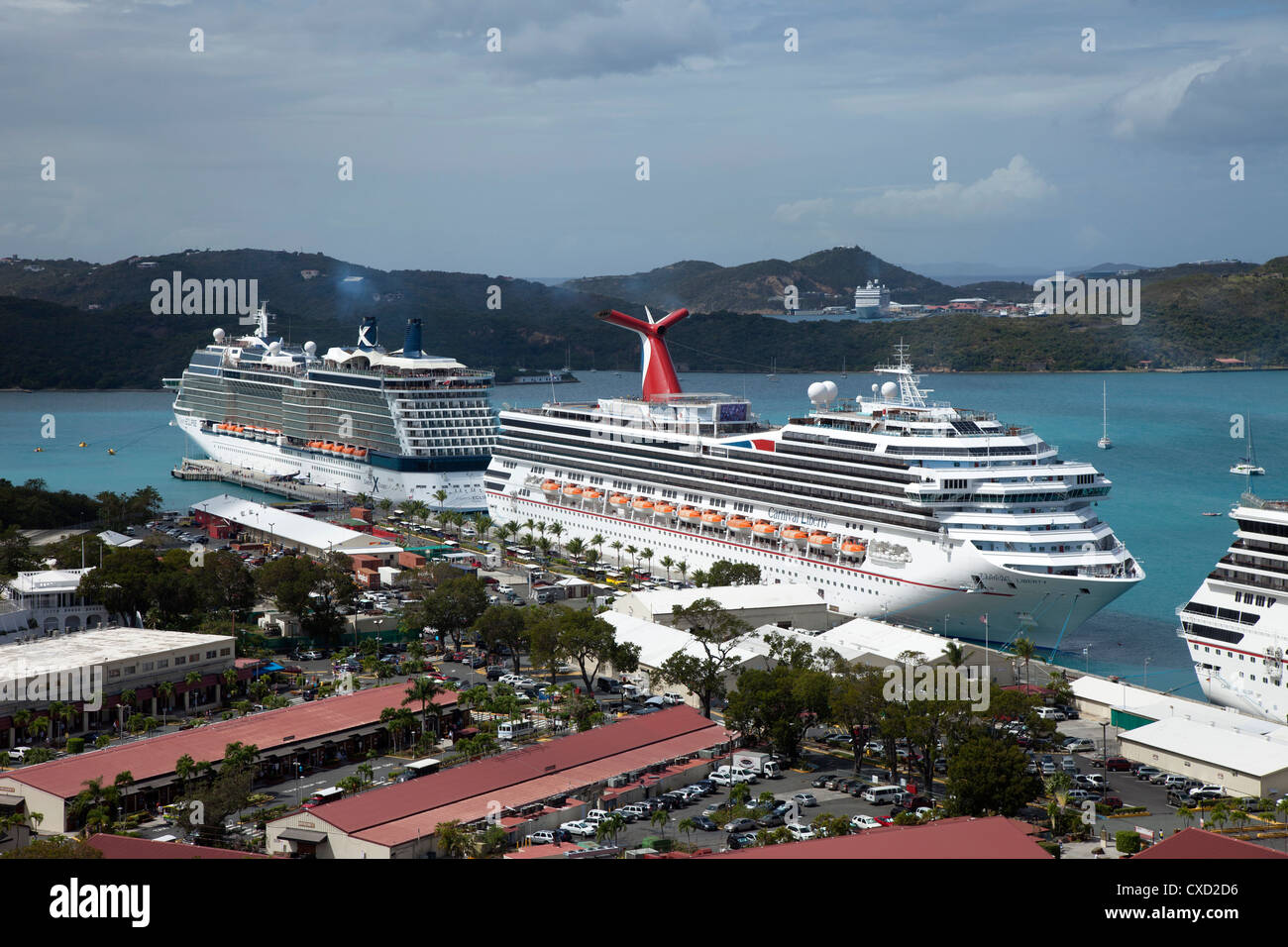 Kreuzfahrt-Schiffe. Charlotte Amalie, St. Thomas, US Virgin Islands, West Indies, Karibik, Mittelamerika Stockfoto