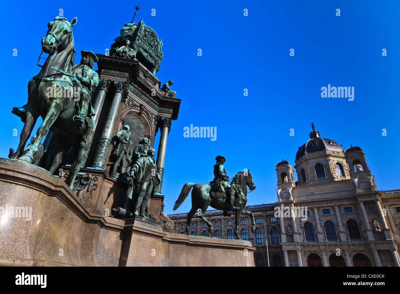 Wien - Kaiserin Maria-Theresia-Denkmal in der Nähe von Natur und Geschichte Kunstmuseen, Österreich Stockfoto