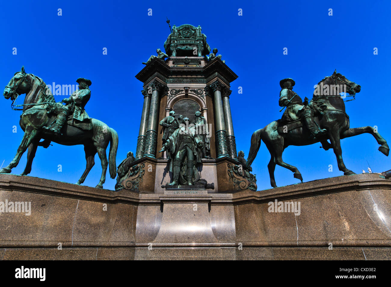 Wien - Kaiserin Maria-Theresia-Denkmal in der Nähe von Natur und Geschichte Kunstmuseen, Österreich Stockfoto