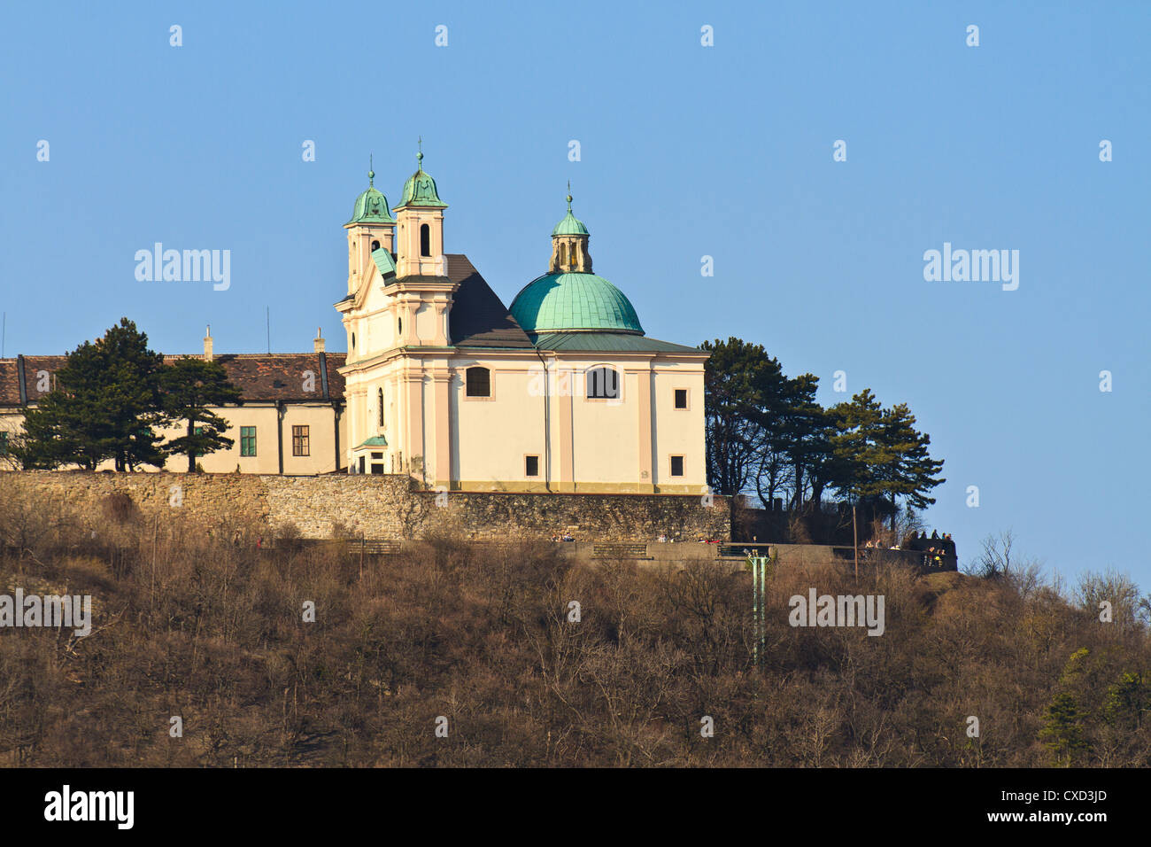 Wien - Kirche am Leopoldsberg Berg, Österreich Stockfoto