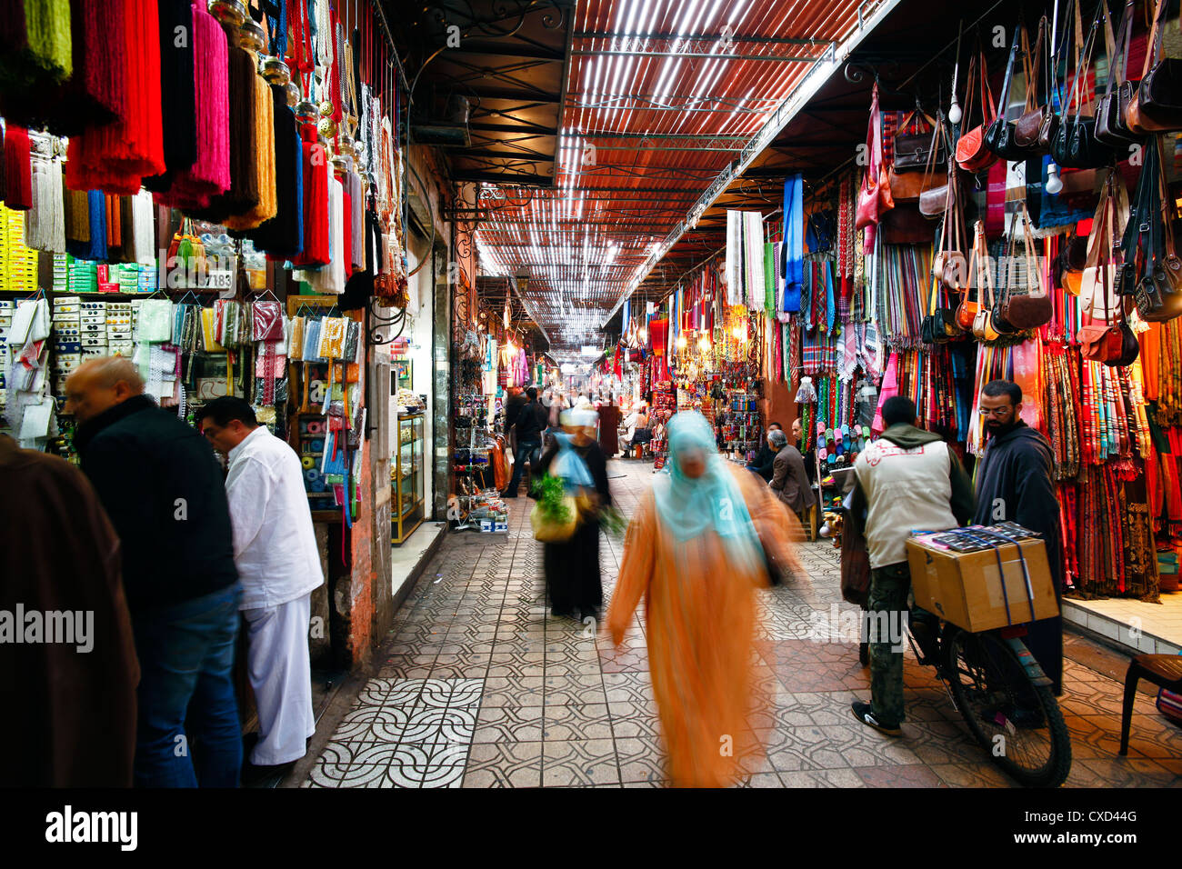 Im Souk, Marrakesch, Marokko, Nordafrika, Afrika Stockfoto