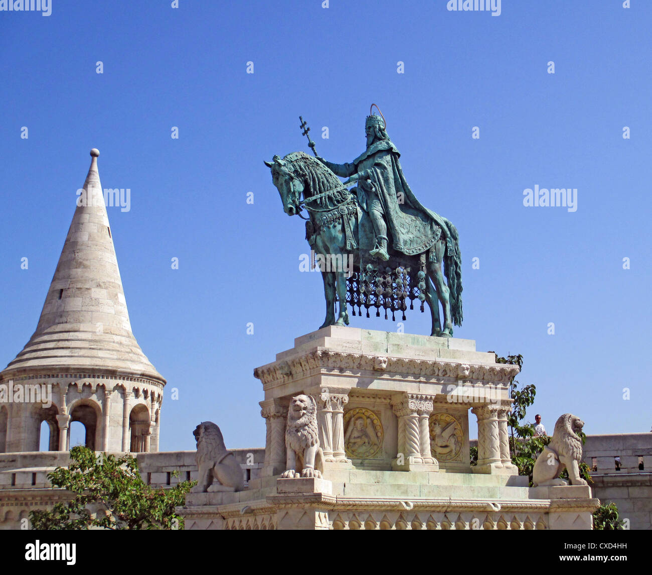 Ungarn - Budapest. Statue des St. Stephen ersten König von Ungarn neben Matthiaskirche auf dem Burgberg.   Foto: Tony Gale Stockfoto