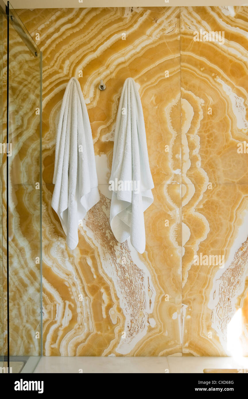 Spanische Villa mit Architektur von Charlie Esquivias und Interior Design von Fernando Carrizosa-Kolbe Stockfoto