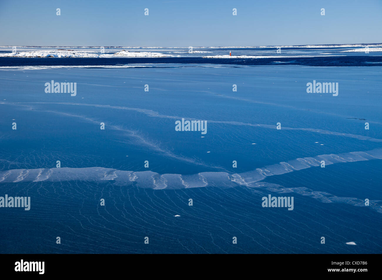 Gefrorene seewasser Fotos und Bildmaterial in hoher Auflösung Alamy