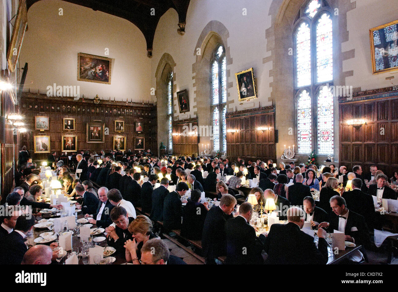 Oxbridge: Oxford College Black Tie Dinner im New College, Oxford University, UK Stockfoto