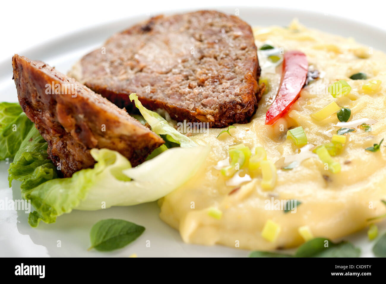 Gebackene Hackbraten mit Kartoffelpüree Stockfoto