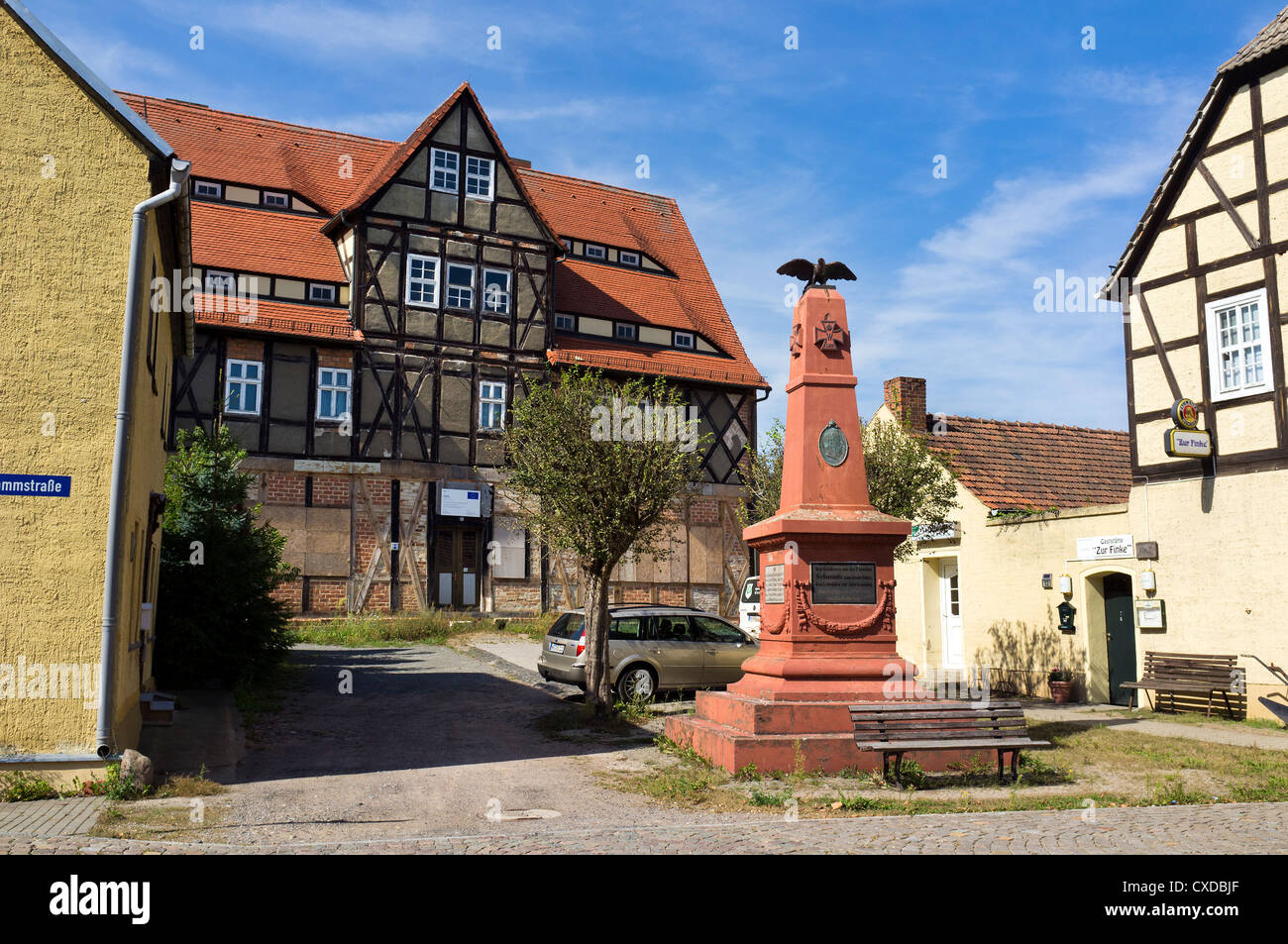 Kriegerdenkmal in Schweinitz bei Wittenberg, Sachsen-Anhalt, Deutschland, Europa Stockfoto