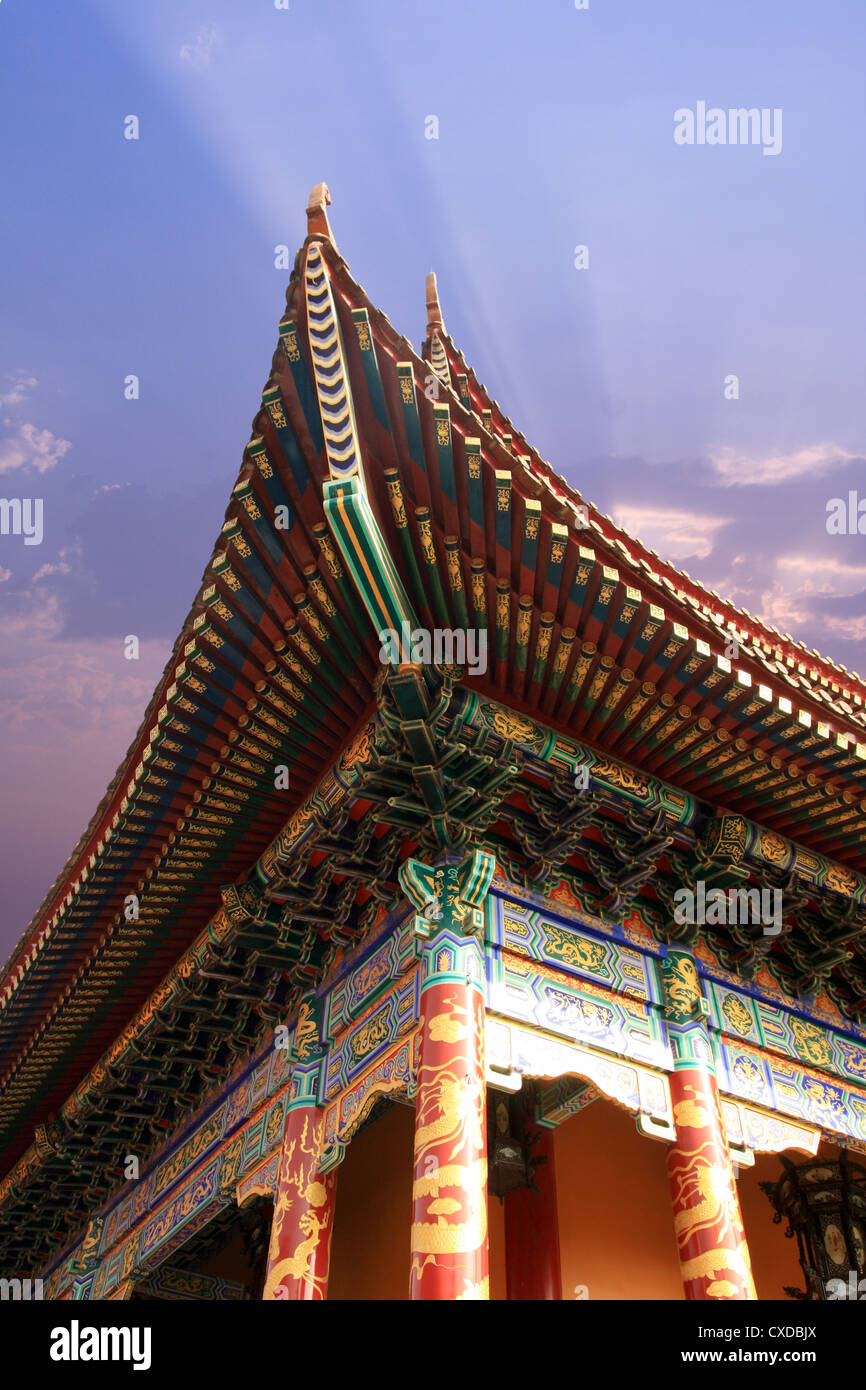umgedrehten Traufe des chinesischen Tempel Stockfoto